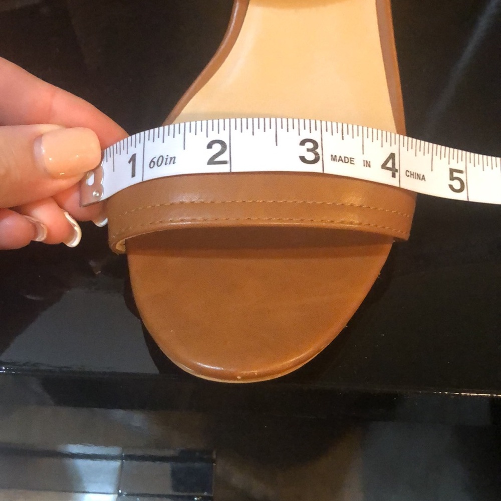 Sandal’s size8 1/2 - Picture 6 of 6